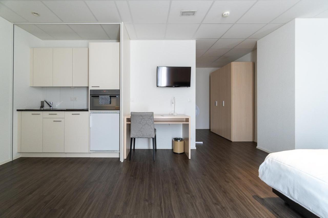 Los Lorentes Apartments Bern Airport Белп Екстериор снимка