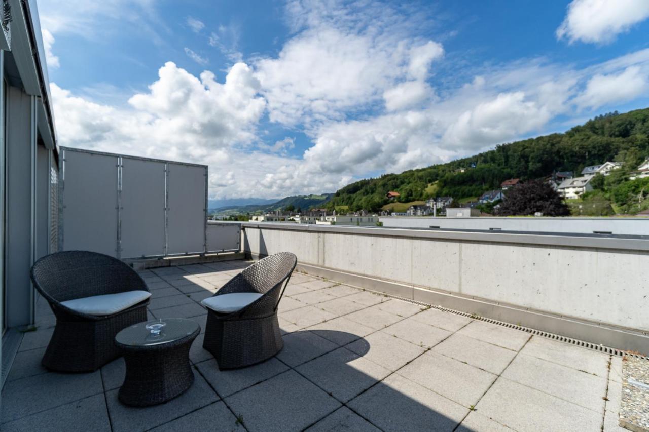 Los Lorentes Apartments Bern Airport Белп Екстериор снимка