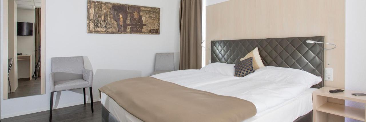 Los Lorentes Apartments Bern Airport Белп Екстериор снимка