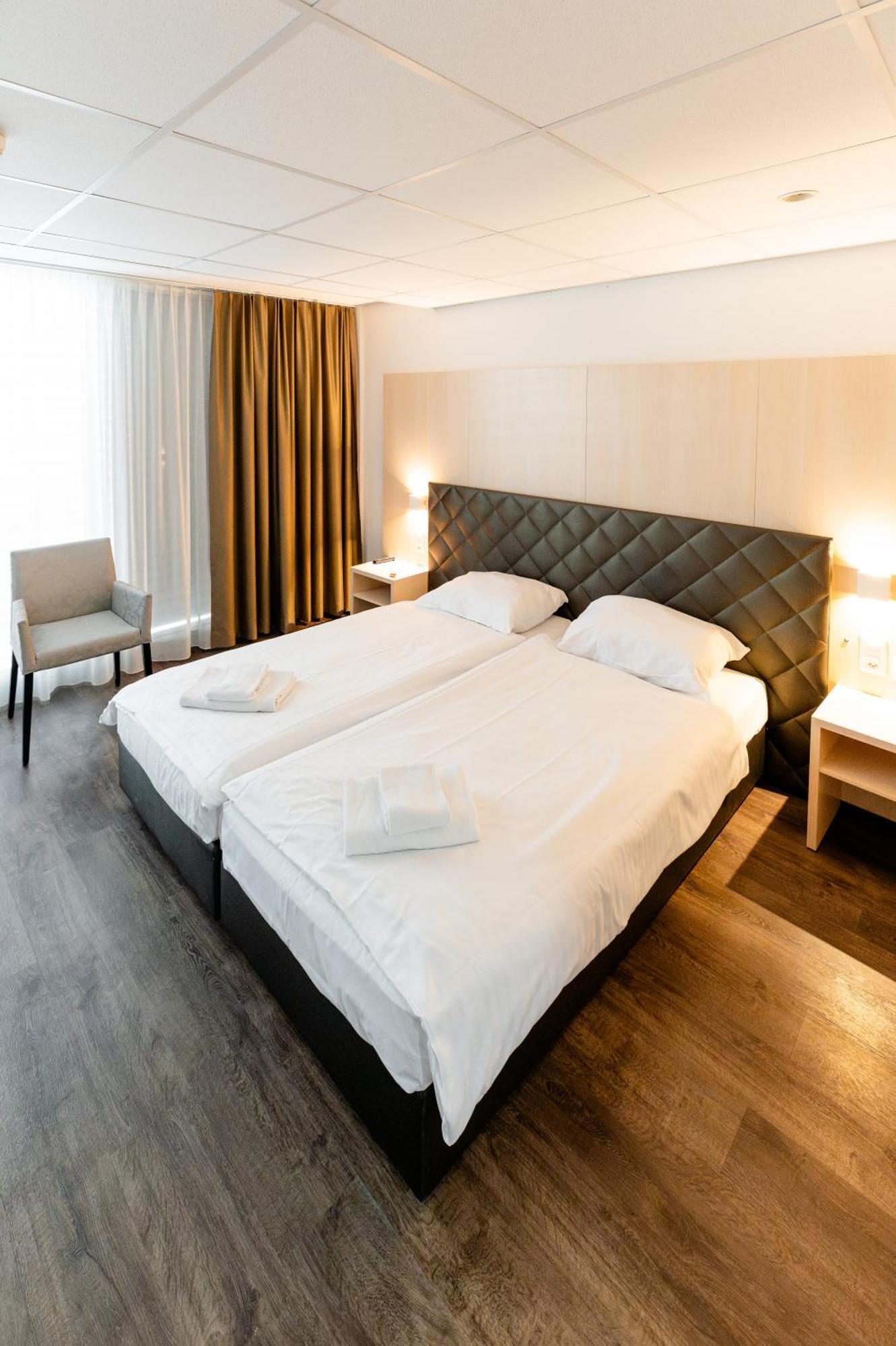 Los Lorentes Apartments Bern Airport Белп Екстериор снимка