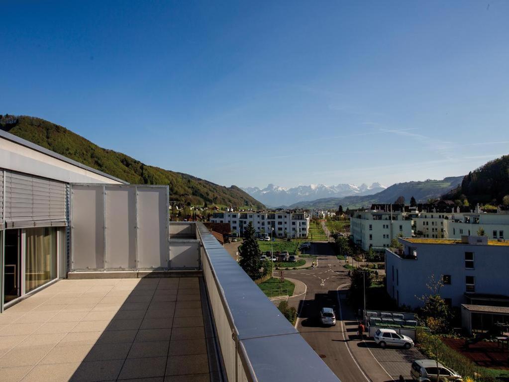 Los Lorentes Apartments Bern Airport Белп Екстериор снимка